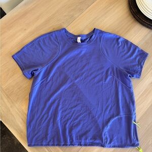 Lululemon Tee
